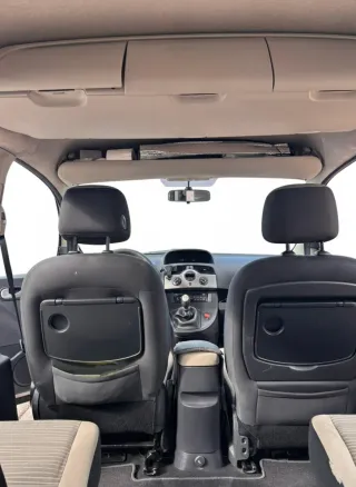 Renault Kangoo adaptada silla de ruedas