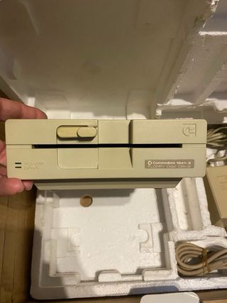 Unidad de disquete Commodore 1541-II