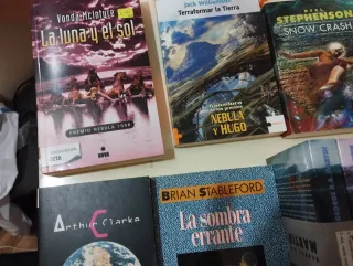 19 libros de Fantasía y Ciencia Ficción.