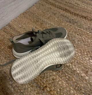 Zapatillas verdes de malla