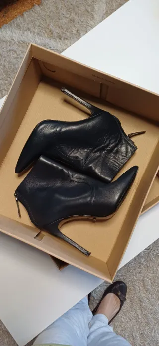 Botín Uterque Piel Azul Marino Talla 36