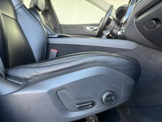 VOLVO XC60 D4 AWD Momentum 2.0D 190CV AUTOMATIC