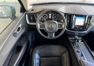 VOLVO XC60 D4 AWD Momentum 2.0D 190CV AUTOMATIC