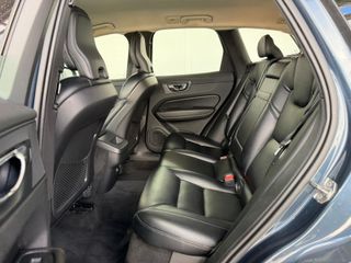 VOLVO XC60 D4 AWD Momentum 2.0D 190CV AUTOMATIC