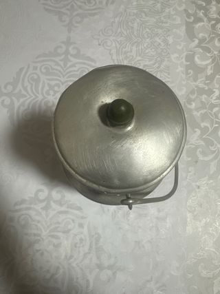 Lechera de aluminio con asa