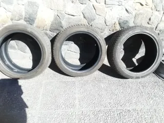 3 Llantas Mercedes AMG 8x18