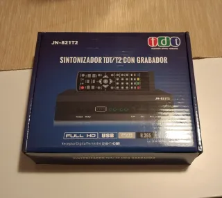 TV Sony LCD con TDT. Regalo la mesita de TV