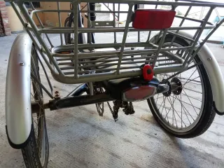 Triciclo Eléctrico Adulto Monty