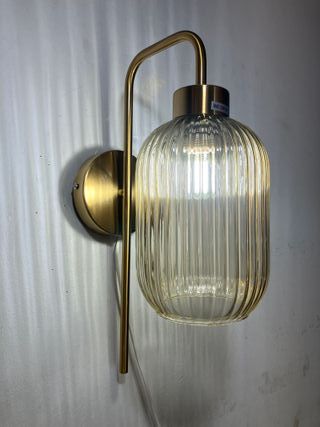 Lampada parete ottone/vetro ambra