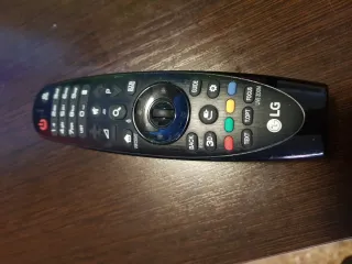 TV LG 43 4K UHD + Soporte Pared