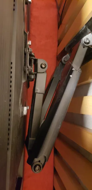 TV LG 43 4K UHD + Soporte Pared