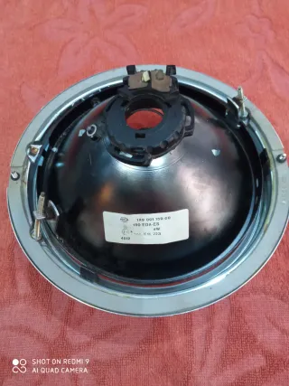 Faro y cerquillo nuevos Mercedes colas   w110