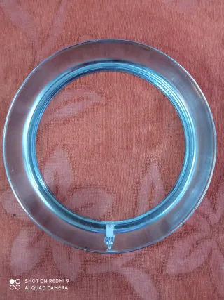 Faro y cerquillo nuevos Mercedes colas   w110