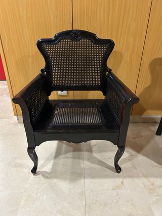 Pareja de sillones clásicos de rejilla