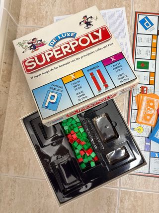 Juego de mesa Superpoly de Luxe