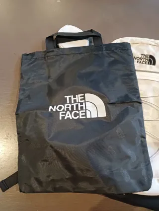 Mochila The North Face Beige y Negra