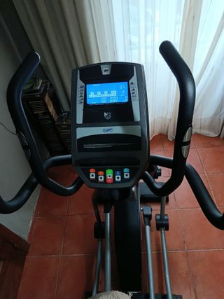 Elíptica BH Alta Gama Bluetooth