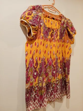 Blusa Multicolor Estampada talla mediana