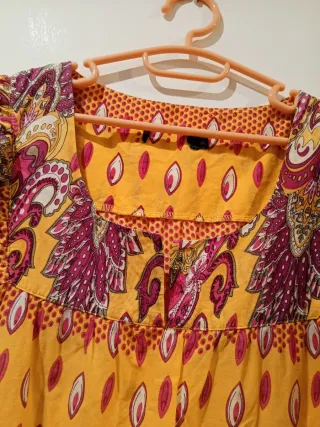 Blusa Multicolor Estampada talla mediana