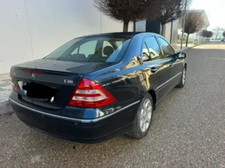 Mercedes-Benz Clase C 2006