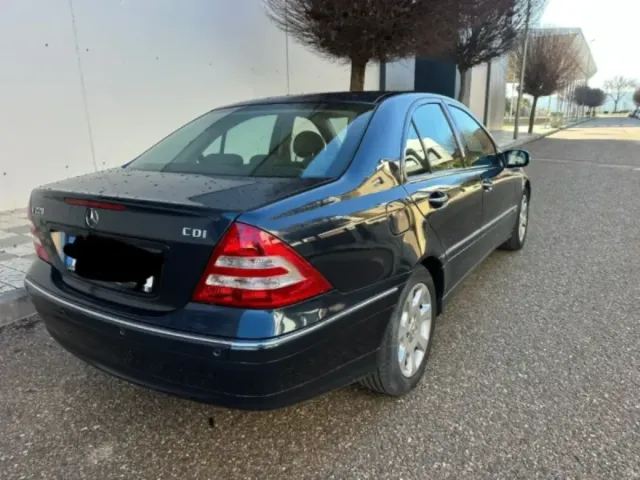 Mercedes-Benz Clase C 2006