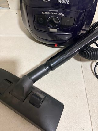 Aspirador Monix TurboMax Compact 1400E