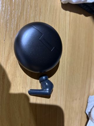 Cargador Huawei 7i y Auricular Izquierdo