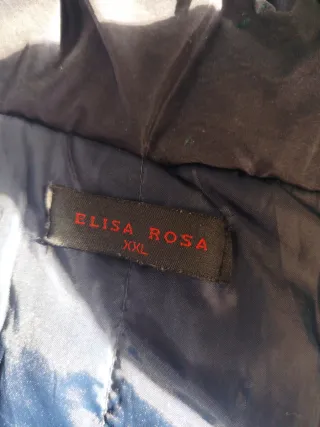 Giubbotto blu con cappuccio e pelliccia