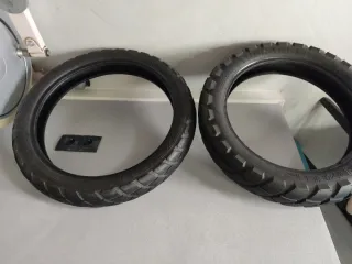 Neumático delantero y trasero  Metzeler Tourance