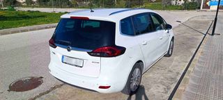 Opel Zafira Tourer 2016