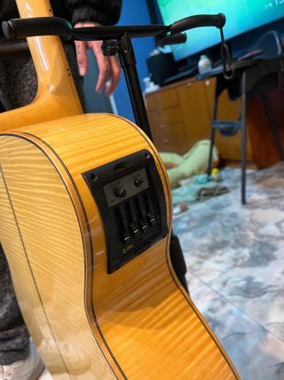 Guitarra Electroacústica Tenson