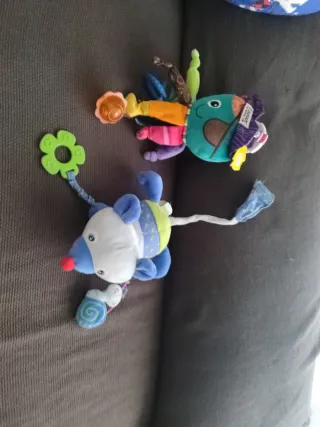 Peluche ratón y pulpo bebé.