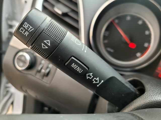 Opel Mokka 136cv, navegador, 6 vel , cámara,  18"