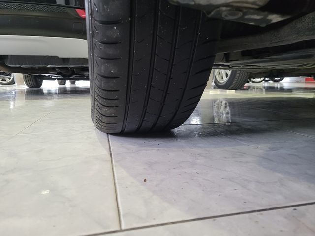 Opel Mokka 136cv, navegador, 6 vel , cámara,  18"