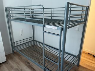 Litera metálica gris. Litera 90x190cm con barrera