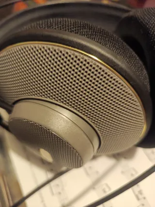 Auriculares AKG K501