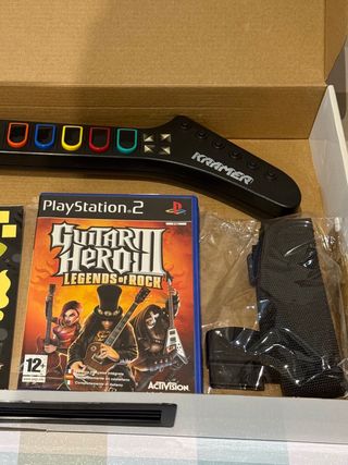 Guitar Hero de Playstation 2 y Guitarra