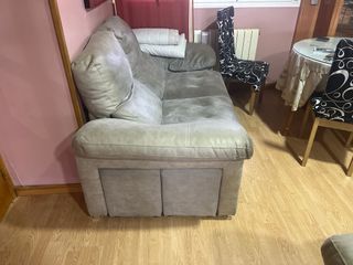 Sofá 3+2 plazas tela y madera con puf incluidos