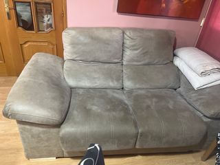 Sofá 3+2 plazas tela y madera con puf incluidos