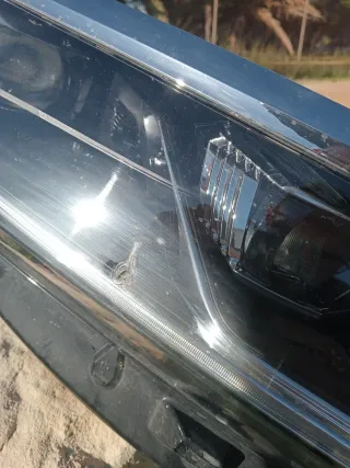 Faro Delantero Derecho Volkswagen Touareg III