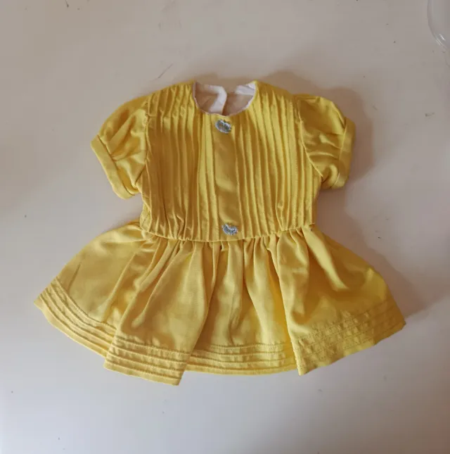 Vestido para muñeca Graciosa  de Famosa.