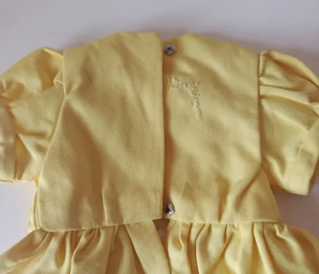 Vestido para muñeca Graciosa  de Famosa.