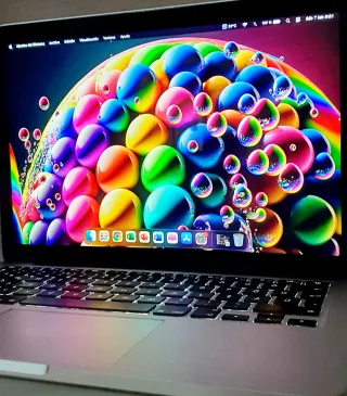 MACBOOK PRO