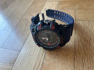 Reloj Deportivo Negro y Azul