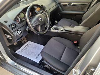 MB C 180 K, 156cv, único prop, 6 vel, espejos abat