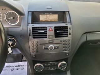 MB C 180 K, 156cv, único prop, 6 vel, espejos abat