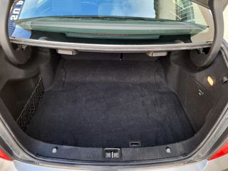 MB C 180 K, 156cv, único prop, 6 vel, espejos abat