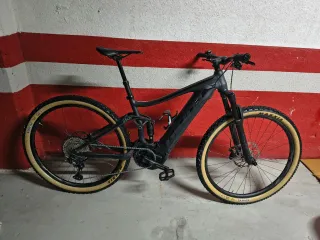 Bicicleta Eléctrica giant E+0 pro