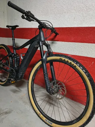 Bicicleta Eléctrica giant E+0 pro