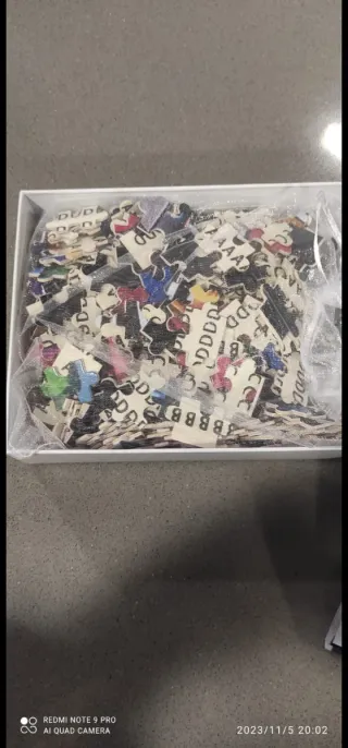 Puzzle Among Us 300 piezas